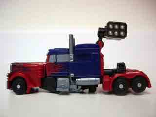 Hasbro Transformers Dark of the Moon Cyberverse Sneak Preview Optimus Prime Action Figure