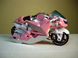 Hasbro Transformers Prime Arcee Action Figure