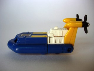 Hasbro Transformers Generation 1 Seaspray Action Figure