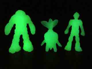 October Toys OTMFG Glow in the Dark Baby Deadbeet Mini-Figure