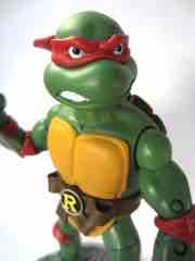 Playmates Teenage Mutant Ninja Turtles Classics Raphael Action Figure