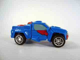 Hasbro Transformers Generations Thrilling 30 Autobot Gears with Eclipse Action Figure