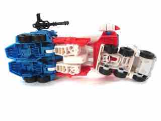 Hasbro Transformers Generations Combiner Wars Ultra Magnus Action Figure