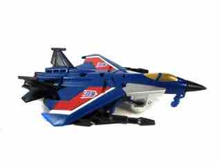 Hasbro Transformers Generations Combiner Wars Thundercracker Action Figure