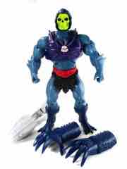 Mattel Masters of the Universe Classics Terror Claws Skeletor and Flying Fists He-Man Action Figure