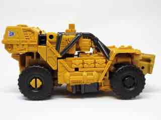 Hasbro Transformers Generations Combiner Wars Swindle Action Figure