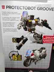 Hasbro Transformers Generations Combiner Wars Protectobot Groove Action Figure