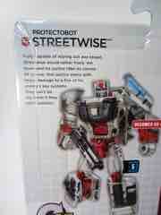 Hasbro Transformers Generations Combiner Wars Protectobot Streetwise Action Figure