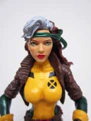 Hasbro Marvel Legends X-Men Marvel's Rogue Action Figure