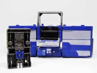 Hasbro Transformers Generations Titans Return Soundwave Action Figure