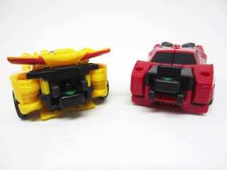 Hasbro Transformers Robots in Disguise Combiner Force Crash Combiners Beeside Action Figure