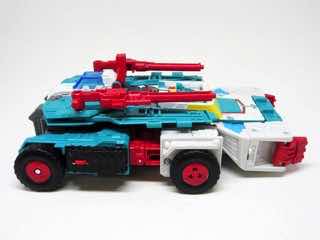 Hasbro Transformers Generations Titans Return Chaos on Velocitron Action Figure Set