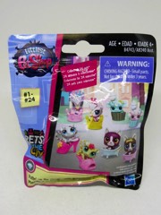 Hasbro Littlest Pet Shop Pets in the City Puttin' on the Glitz #24 Pony Action Figure