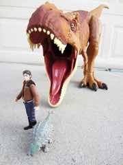 Mattel Jurassic World Super Colossal Tyrannosaurus Rex Action Figure