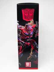 Hasbro Transformers Studio Series Stinger Action Figure