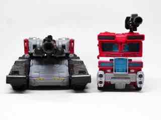 Transformers Generations War for Cybertron Siege Optimus Prime Action Figure