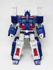 Transformers Generations War for Cybertron Siege Ultra Magnus Action Figure