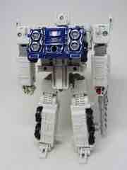 Transformers Generations War for Cybertron Siege Ultra Magnus Action Figure