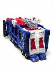 Transformers Generations War for Cybertron Siege Ultra Magnus Action Figure