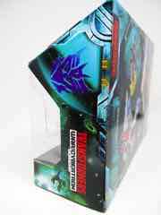 Transformers Generations War for Cybertron Earthrise Voyager Starscream Action Figure