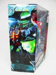 Transformers Generations War for Cybertron Earthrise Voyager Starscream Action Figure