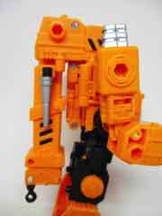 Transformers Generations War for Cybertron Earthrise Voyager Autobot Grapple Action Figure