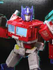 Transformers Generations War for Cybertron Earthrise Leader Optimus Prime Action Figure