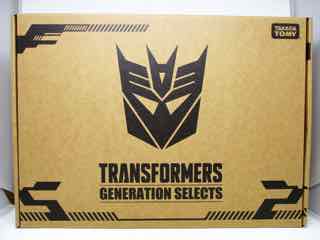 Takara-Tomy Transformers Generations Selects Voyager Turtler (Snaptrap) Action Figure