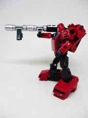 Transformers Generations War for Cybertron Earthrise Deluxe Cliffjumper Action Figure