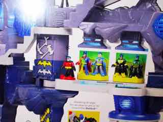 Fisher-Price Imaginext DC Super Friends Surround Sound Batcave Playset