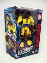 Hasbro Transformers Generations War for Cybertron Earthrise Deluxe Sunstreaker Action Figure