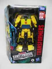 Hasbro Transformers Generations War for Cybertron Earthrise Deluxe Sunstreaker Action Figure