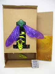 Hasbro Transformers Generations War for Cybertron Kingdom Deluxe Waspinator Action Figure