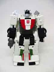 Transformers Generations War for Cybertron Earthrise Deluxe Wheeljack Action Figure