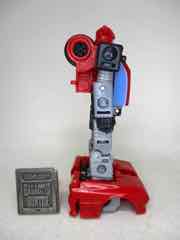 Hasbro Transformers Buzzworthy Bumblebee Studio Series 86 Deluxe Cliffjumper Action Figure