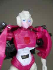 Transformers Authentics Bravo Autobot Arcee Action Figure