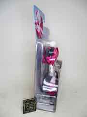 Transformers Authentics Bravo Autobot Arcee Action Figure