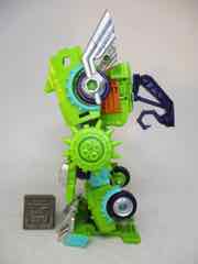 Hasbro Transformers Generations Legacy Evolution Deluxe Buzzworthy Robots in Disguise 2000 Universe Tow-Line Action Figure