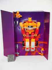 Hasbro Transformers Legacy Evolution Deluxe G2 Universe Autobot Jazz Figure