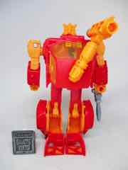 Hasbro Transformers Legacy Evolution Deluxe G2 Universe Autobot Jazz Figure