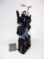 Hasbro Transformers Legacy Evolution Deluxe Bombshell Action Figure