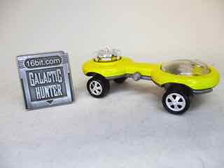 Playing Mantis Johnny Lightning The Challengers Nucleon (Yellow) Die-Cast Metal Vehicle