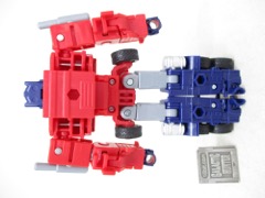 Hasbro Transformers Legacy United Deluxe G1 Universe Optimus Prime Action Figure