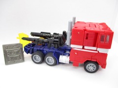 Hasbro Transformers Legacy United Deluxe G1 Universe Optimus Prime Action Figure