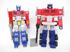 Hasbro Transformers Legacy United Deluxe G1 Universe Optimus Prime Action Figure