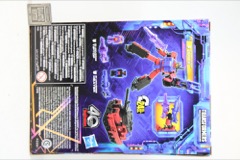 Hasbro Transformers Legacy United Deluxe G1 Universe Quake Action Figure