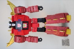 Hasbro Transformers Age of the Primes Leader G2 Universe Dinobot Snarl and G2 Universe Dinobot Slug