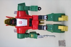 Hasbro Transformers Age of the Primes Leader G2 Universe Dinobot Snarl and G2 Universe Dinobot Slug