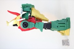 Hasbro Transformers Age of the Primes Leader G2 Universe Dinobot Snarl and G2 Universe Dinobot Slug