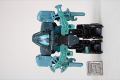 Hasbro Transformers Age of the Primes Deluxe The Thirteen Micronus Prime